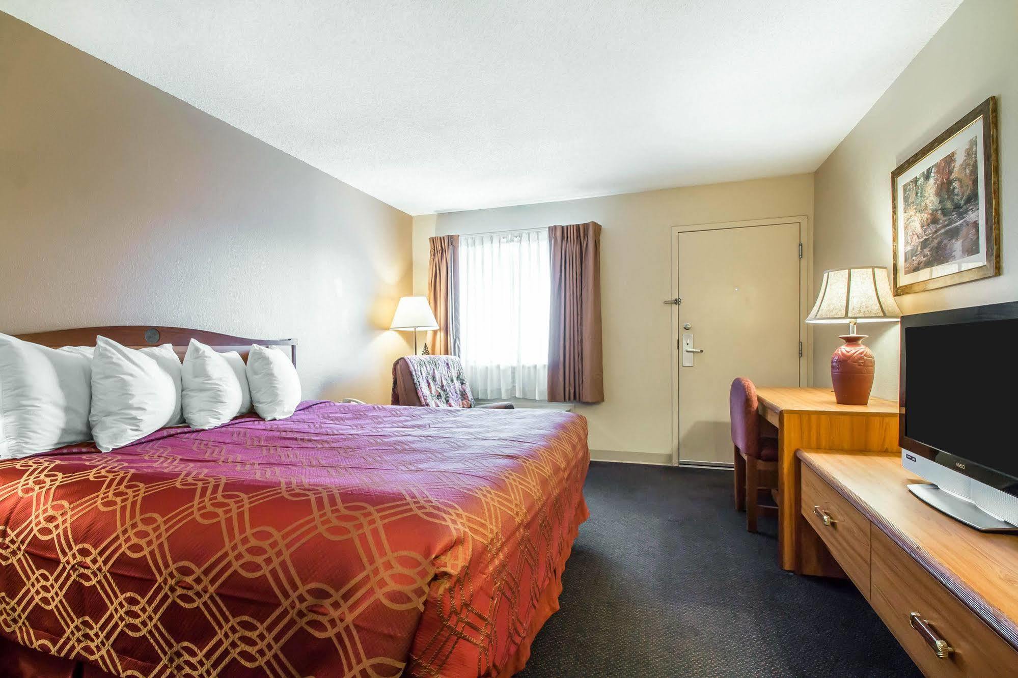 Econo Lodge Springfield I-44 Eksteriør billede